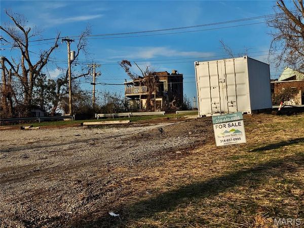 4367 Saint Louis Avenue, St Louis, MO 63115