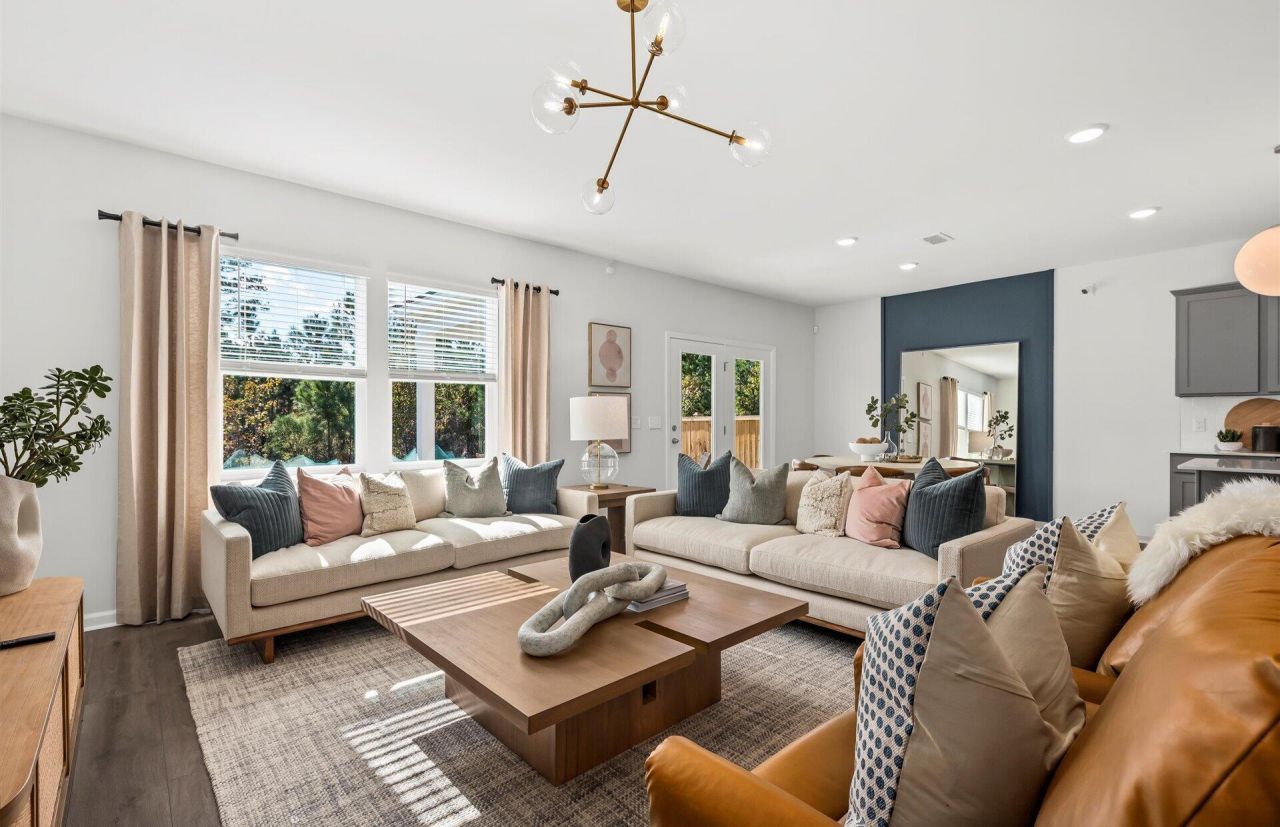 722 Meadowbrook Lane Photo 5