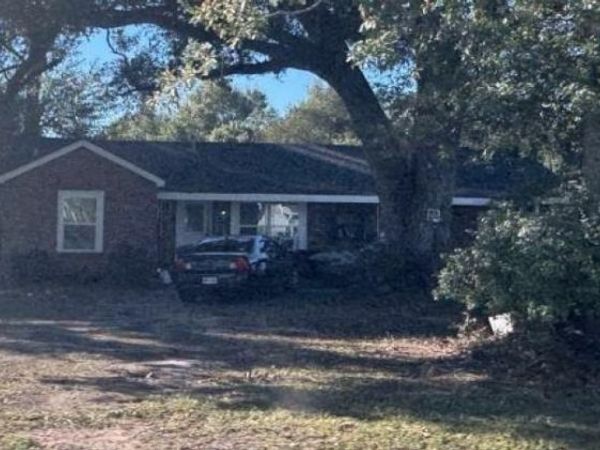 625 W LINCOLN Street, Sulphur, LA 70663