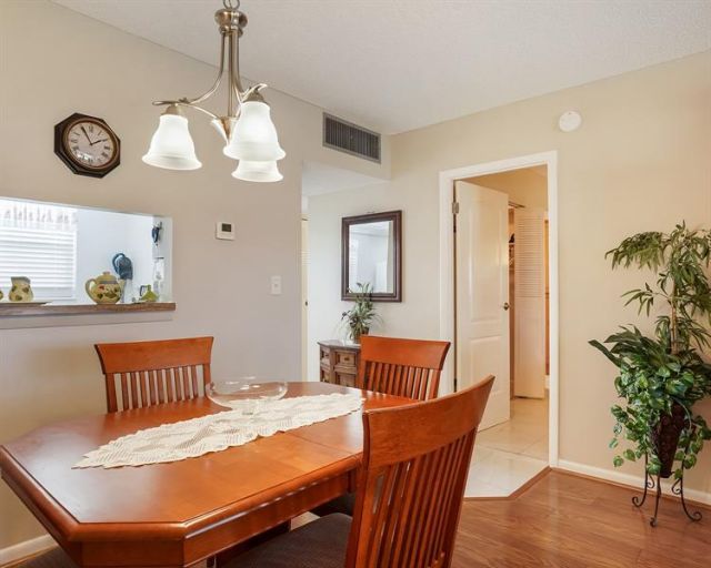 4705 NW 35th Street, Unit 611, Lauderdale Lakes, FL 33319 Photo