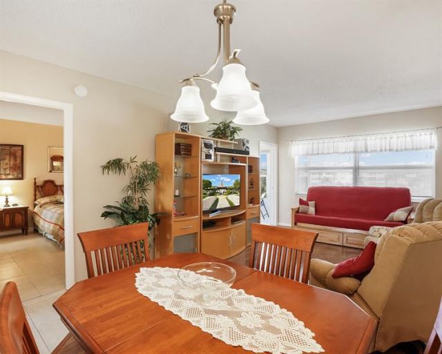 4705 NW 35th Street, Unit 611, Lauderdale Lakes, FL 33319 Photo