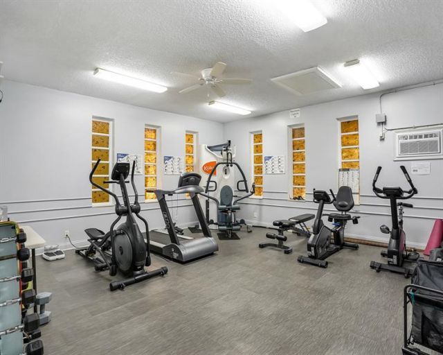 4705 NW 35th Street, Unit 611, Lauderdale Lakes, FL 33319 Photo
