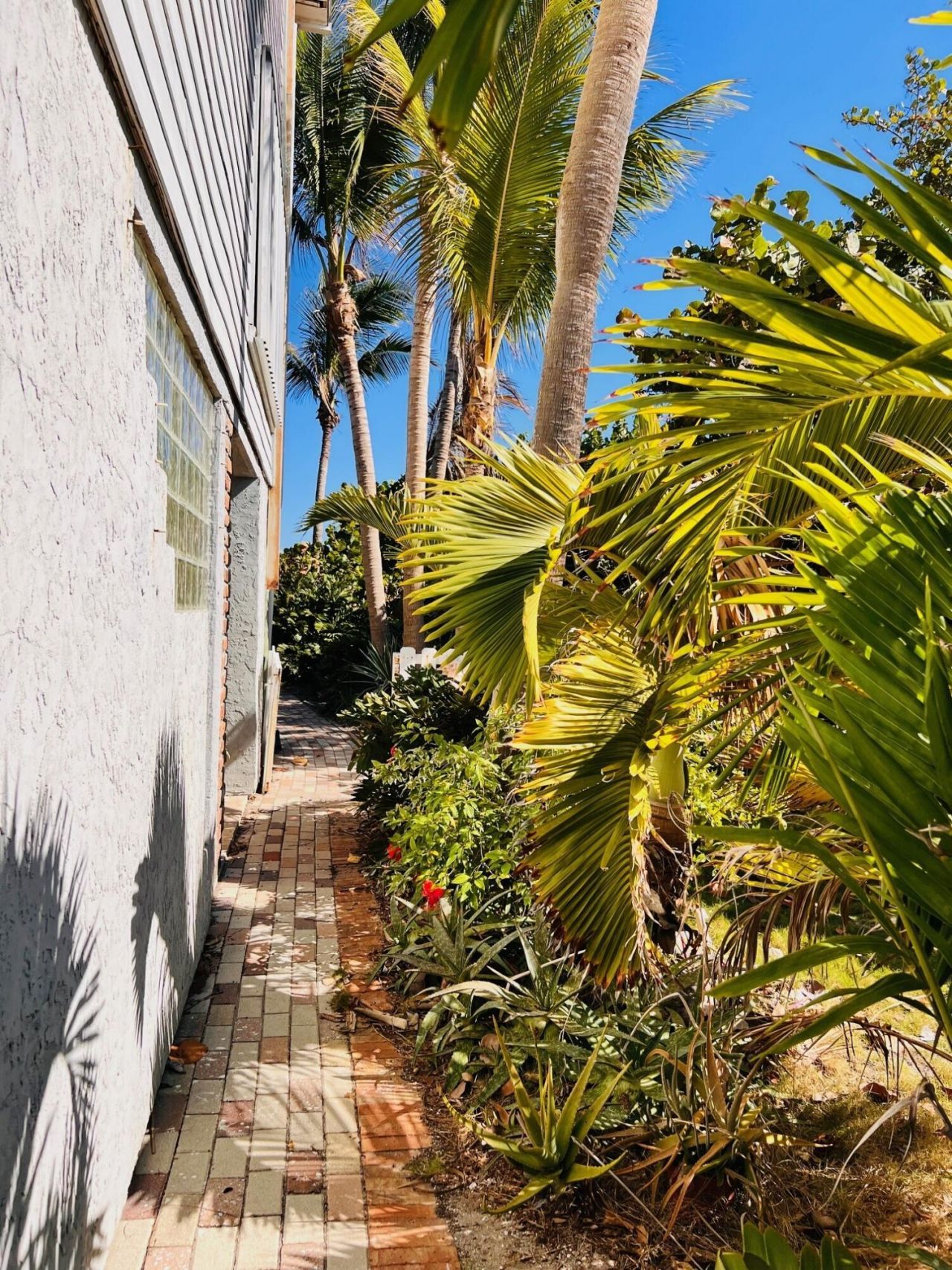 310 S Ocean Drive, Unit B, Fort Pierce, FL 34949 Photo