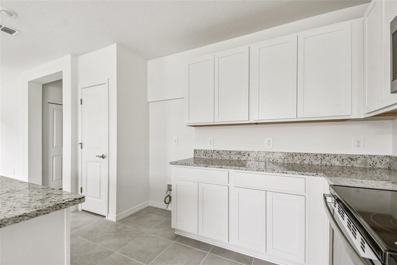 9118 Optimist Way, Palmetto, FL 34221 Photo