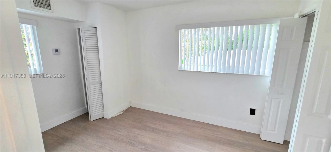 1540 NE 118th St, Unit B, Miami, FL 33161 Photo