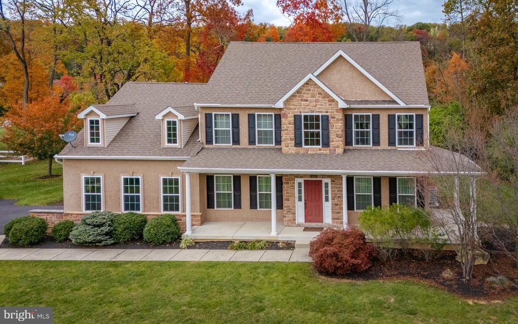 3505 Woodbyne Road, Hellertown, PA 18055 Main Photo