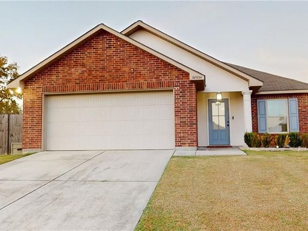 38334 ST THOMAS Court, Gonzales, LA 70737