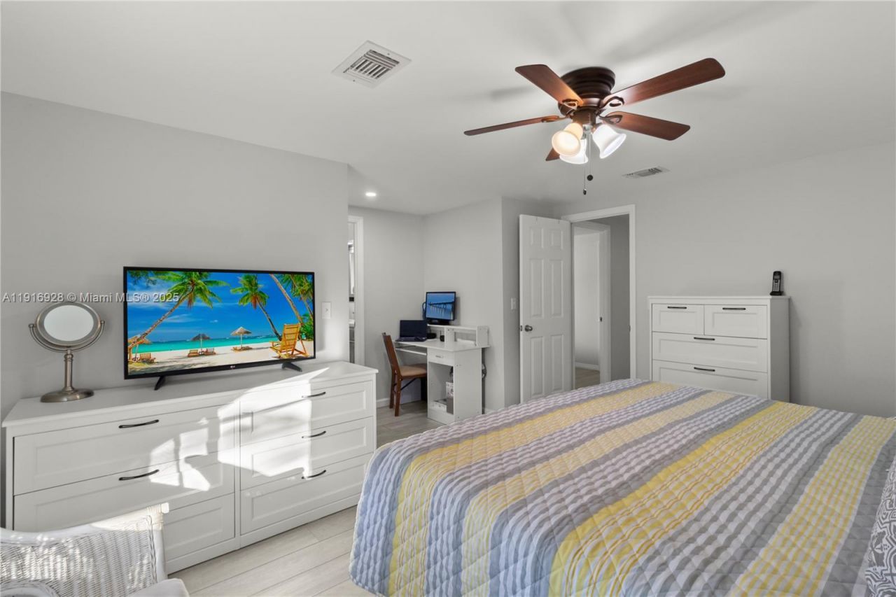 5239 NW 3rd Ave, Deerfield Beach, FL 33064 Photo