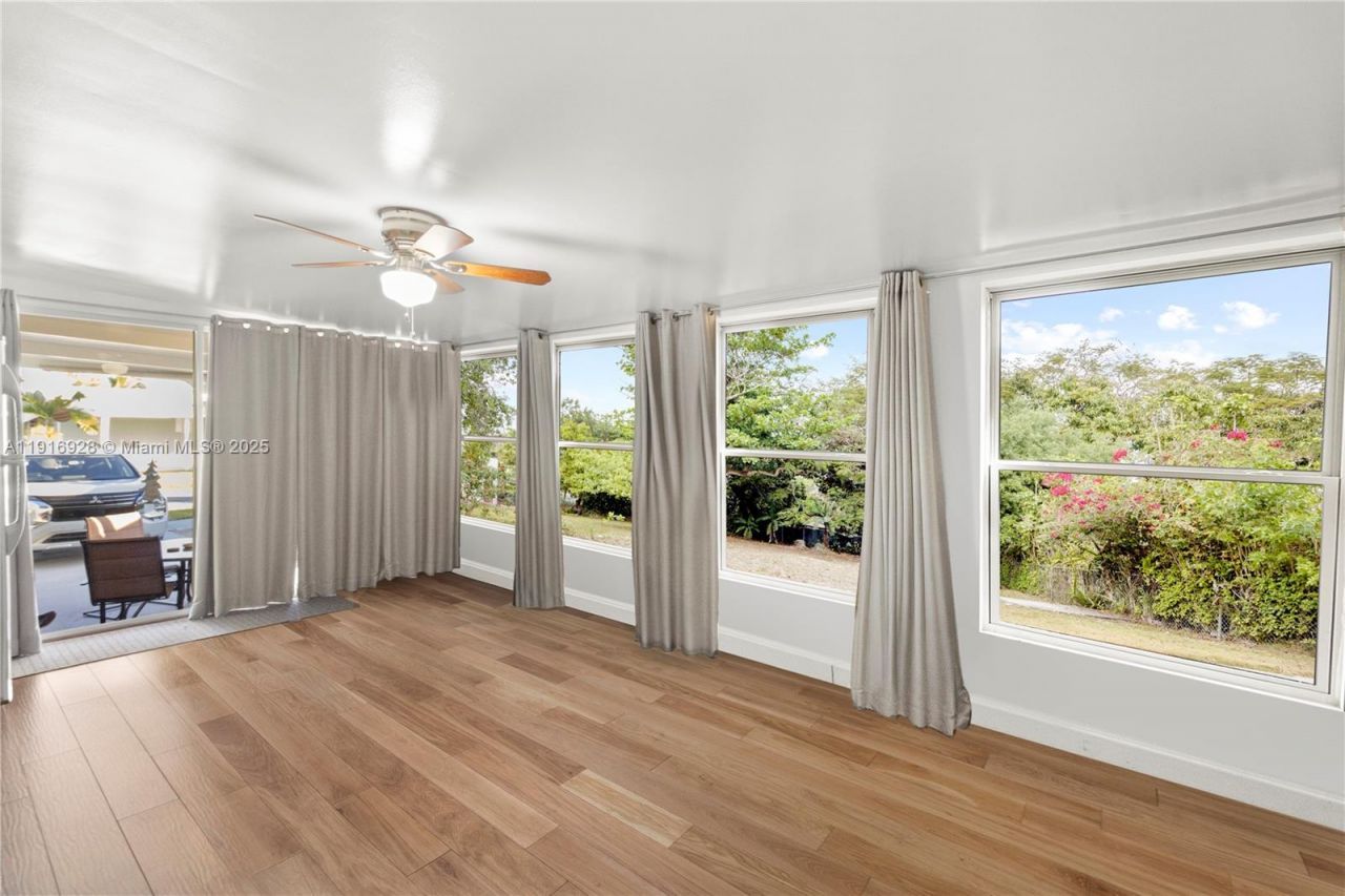 5239 NW 3rd Ave, Deerfield Beach, FL 33064 Photo