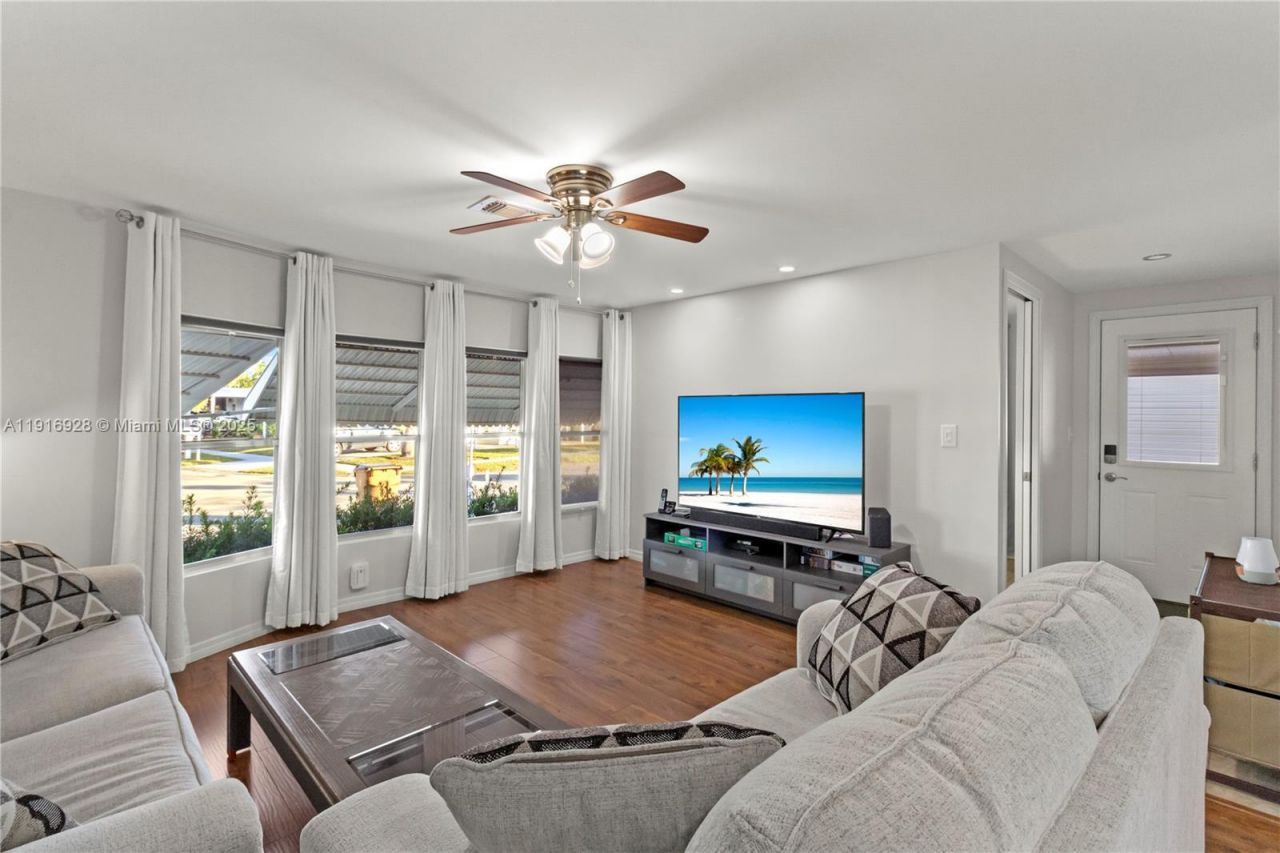 5239 NW 3rd Ave, Deerfield Beach, FL 33064 Photo