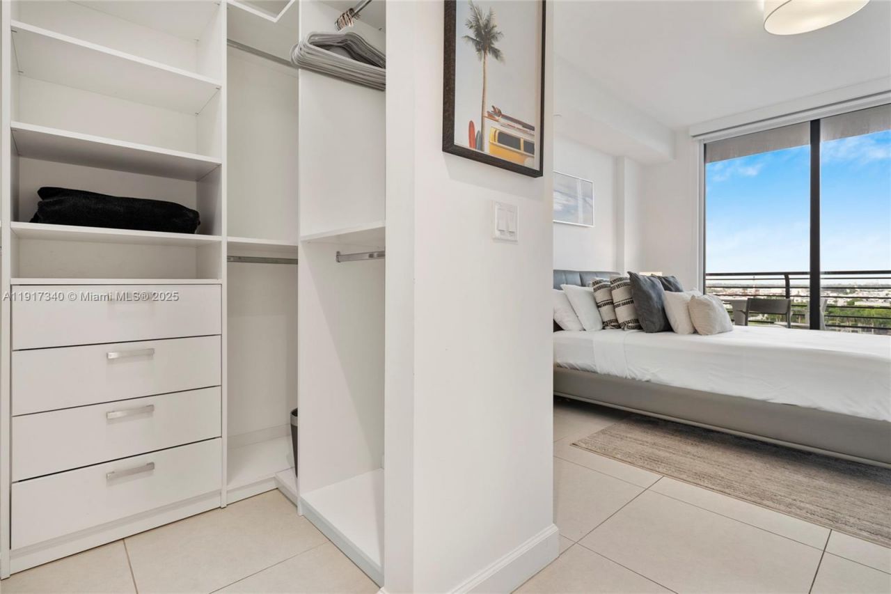 5350 NW 84th Ave, Unit 909, Doral, FL 33166 Photo