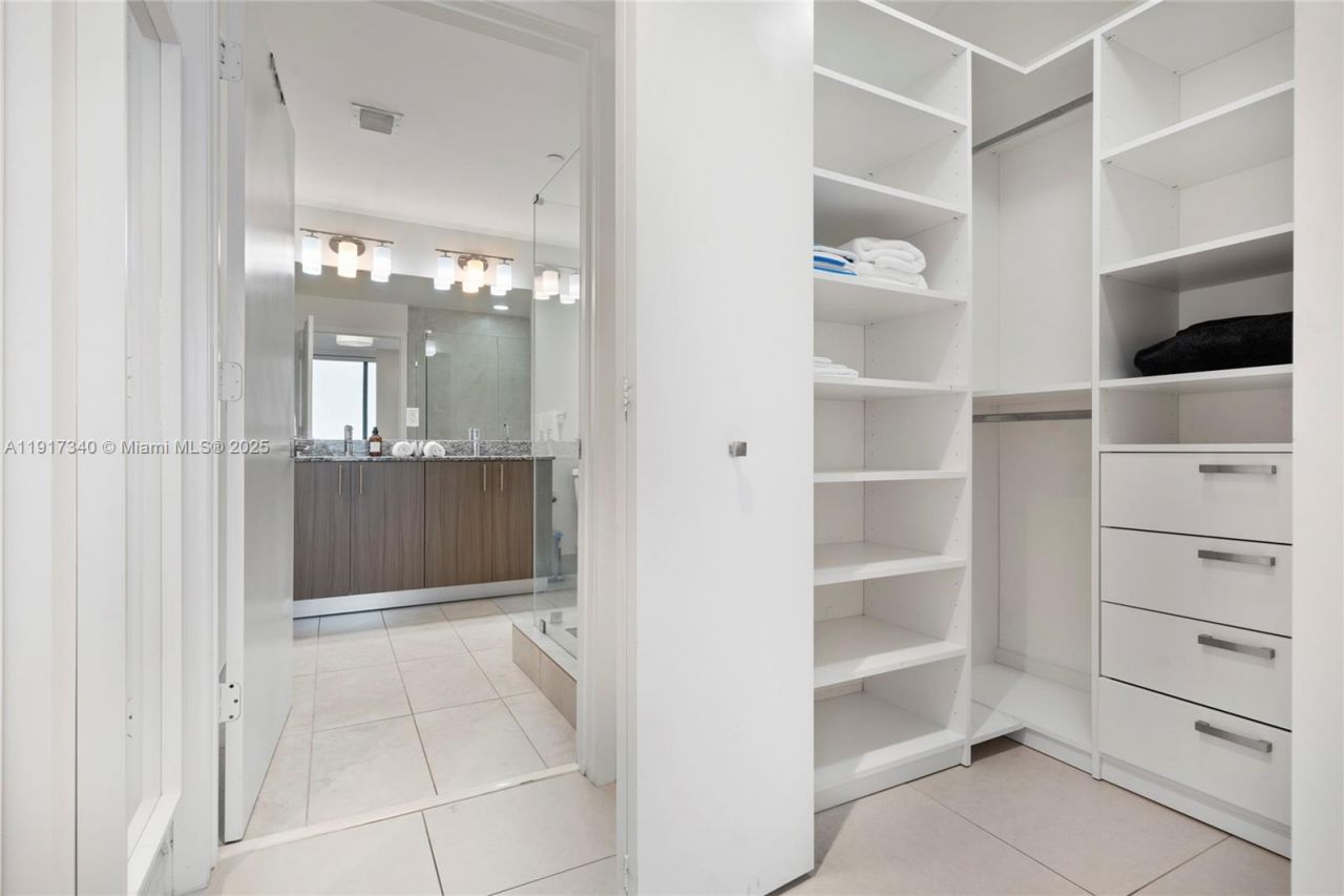 5350 NW 84th Ave, Unit 909, Doral, FL 33166 Photo