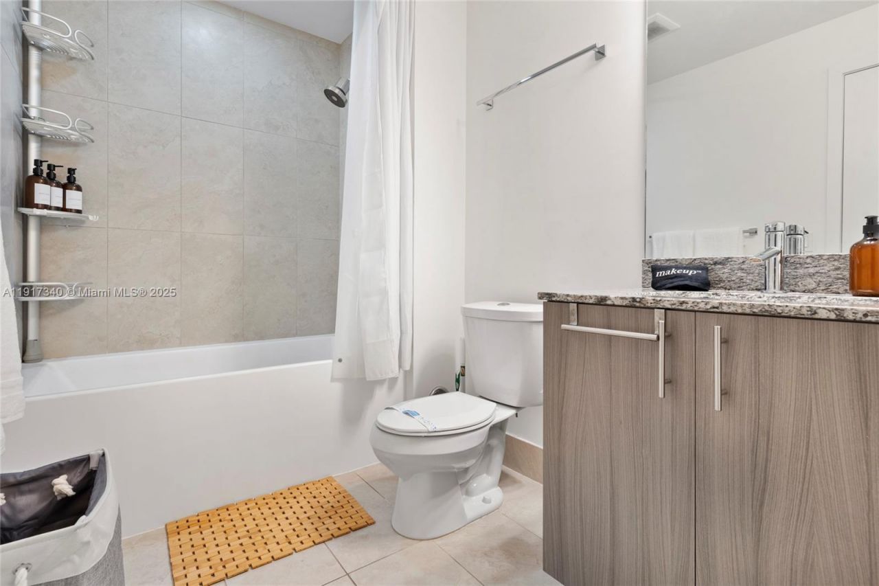 5350 NW 84th Ave, Unit 909, Doral, FL 33166 Photo