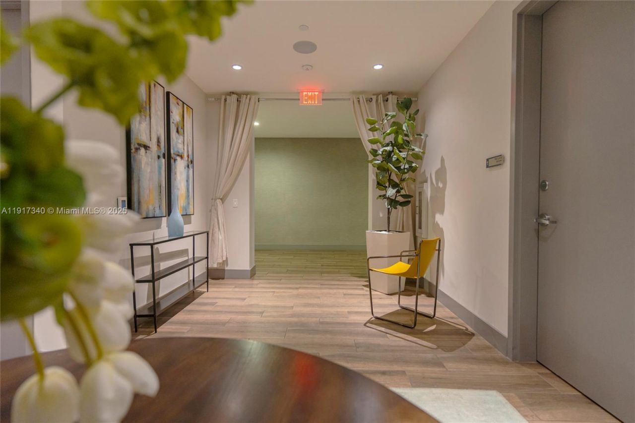 5350 NW 84th Ave, Unit 909, Doral, FL 33166 Photo