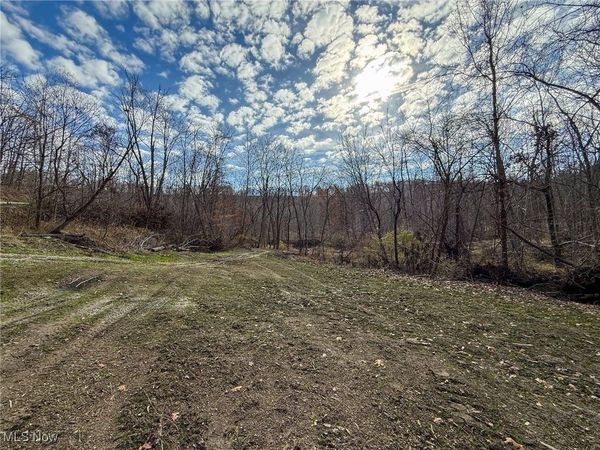 Deaver Rd, Mcconnelsville, OH 43756