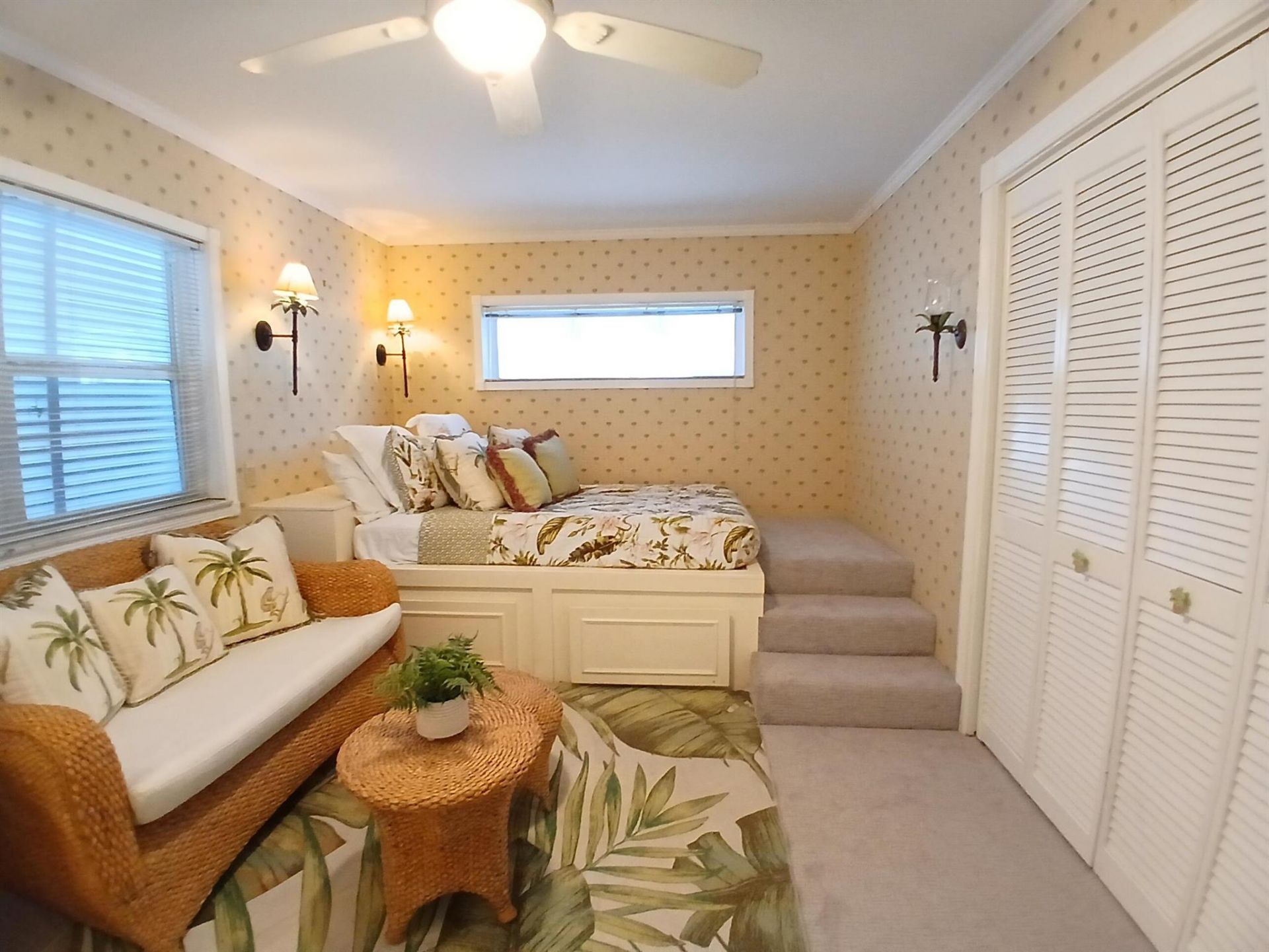 205 N 18th Avenue N, Lake Worth Beach, FL 33460 Photo