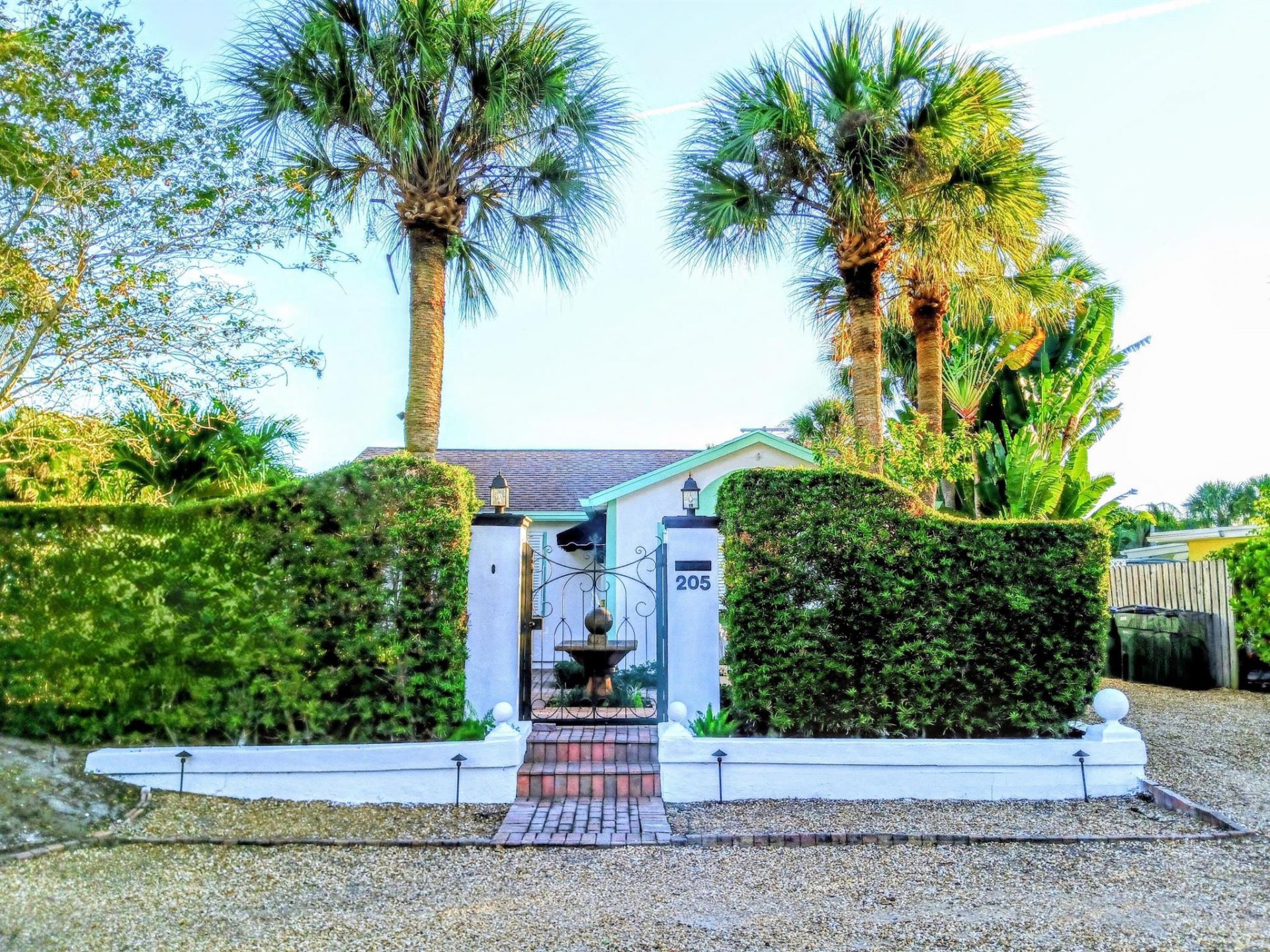 205 N 18th Avenue N, Lake Worth Beach, FL 33460 Photo