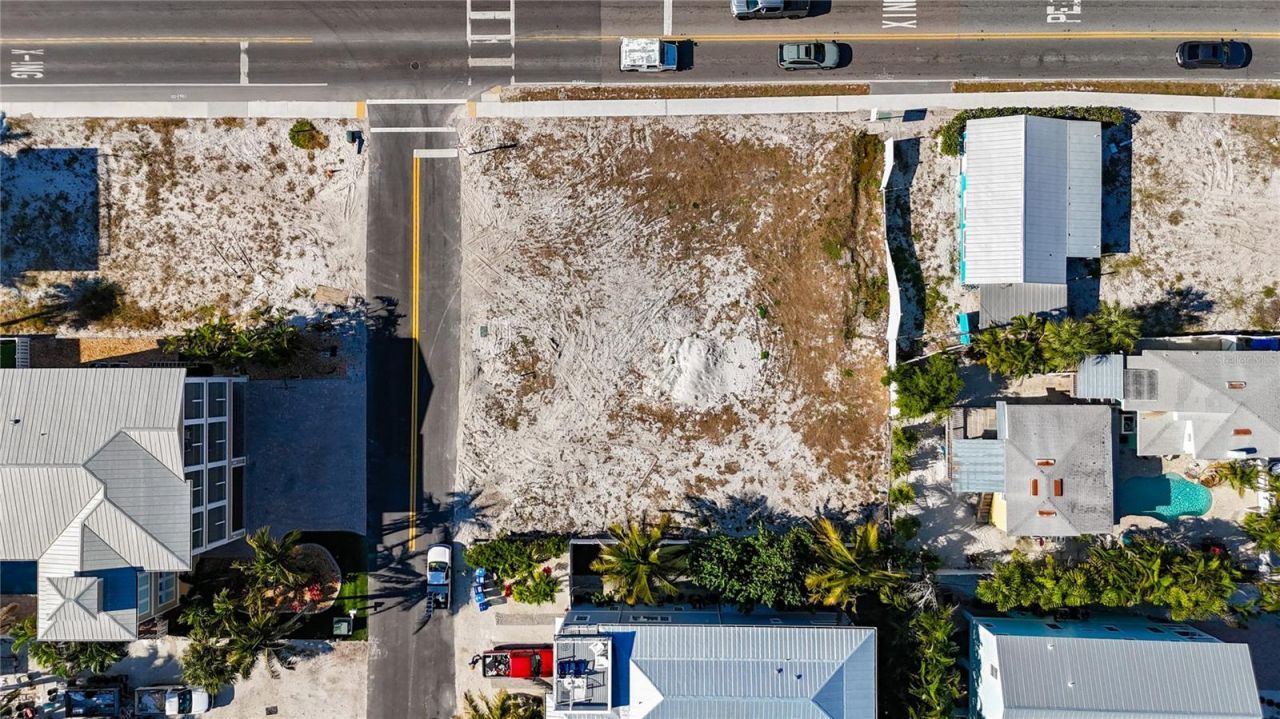 403 Gulf Drive S, Bradenton Beach, FL 34217 Photo