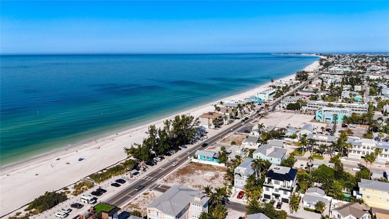 403 Gulf Drive S, Bradenton Beach, FL 34217 Photo