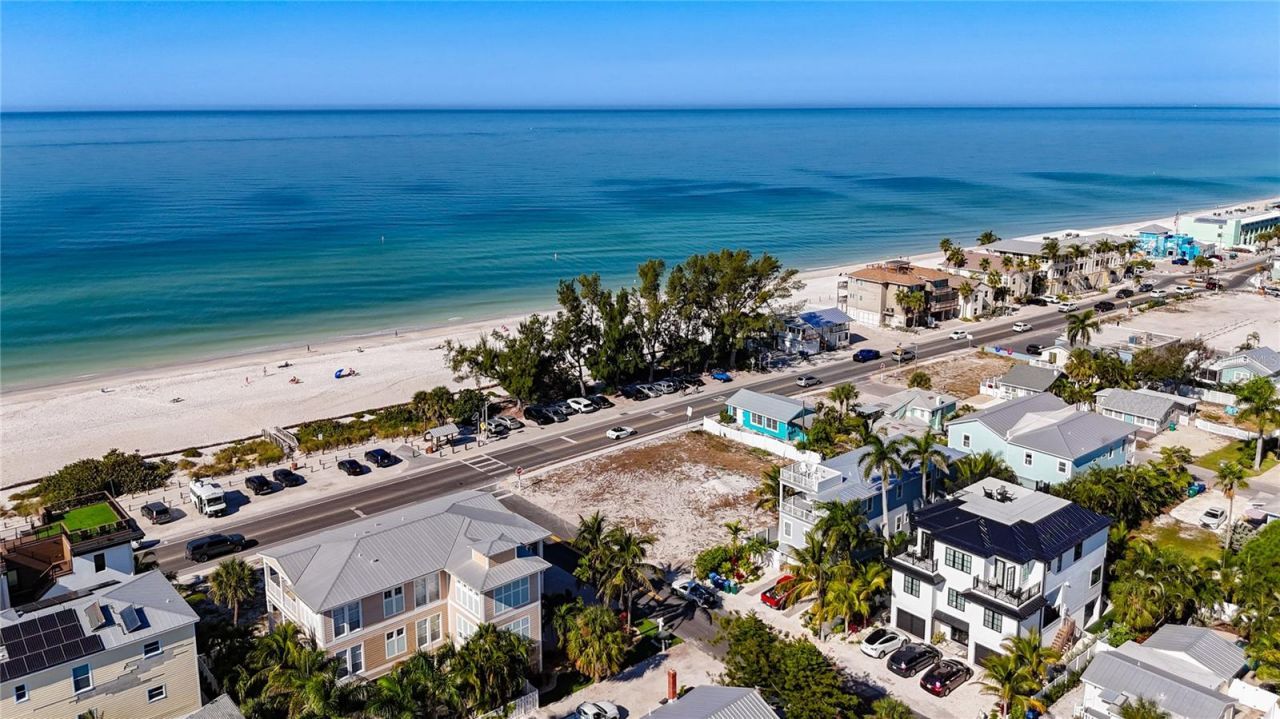 403 Gulf Drive S, Bradenton Beach, FL 34217 Photo