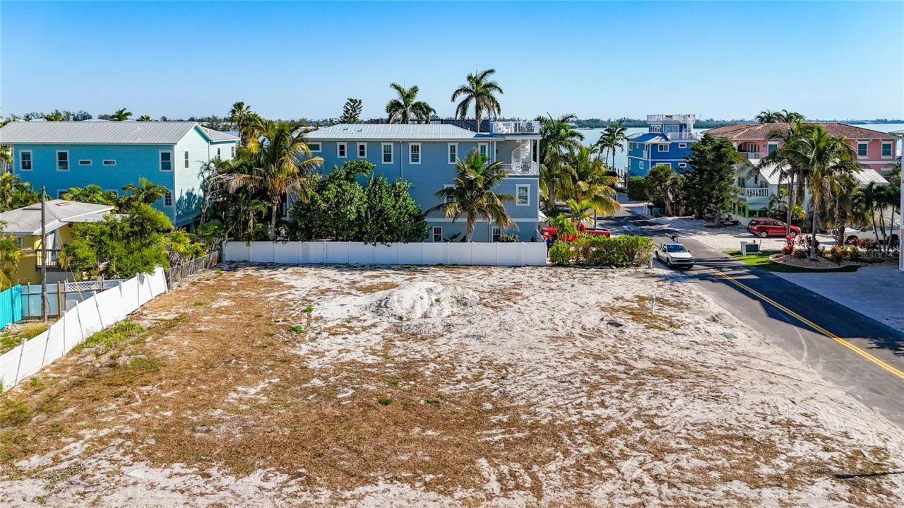 403 Gulf Drive S, Bradenton Beach, FL 34217 Photo