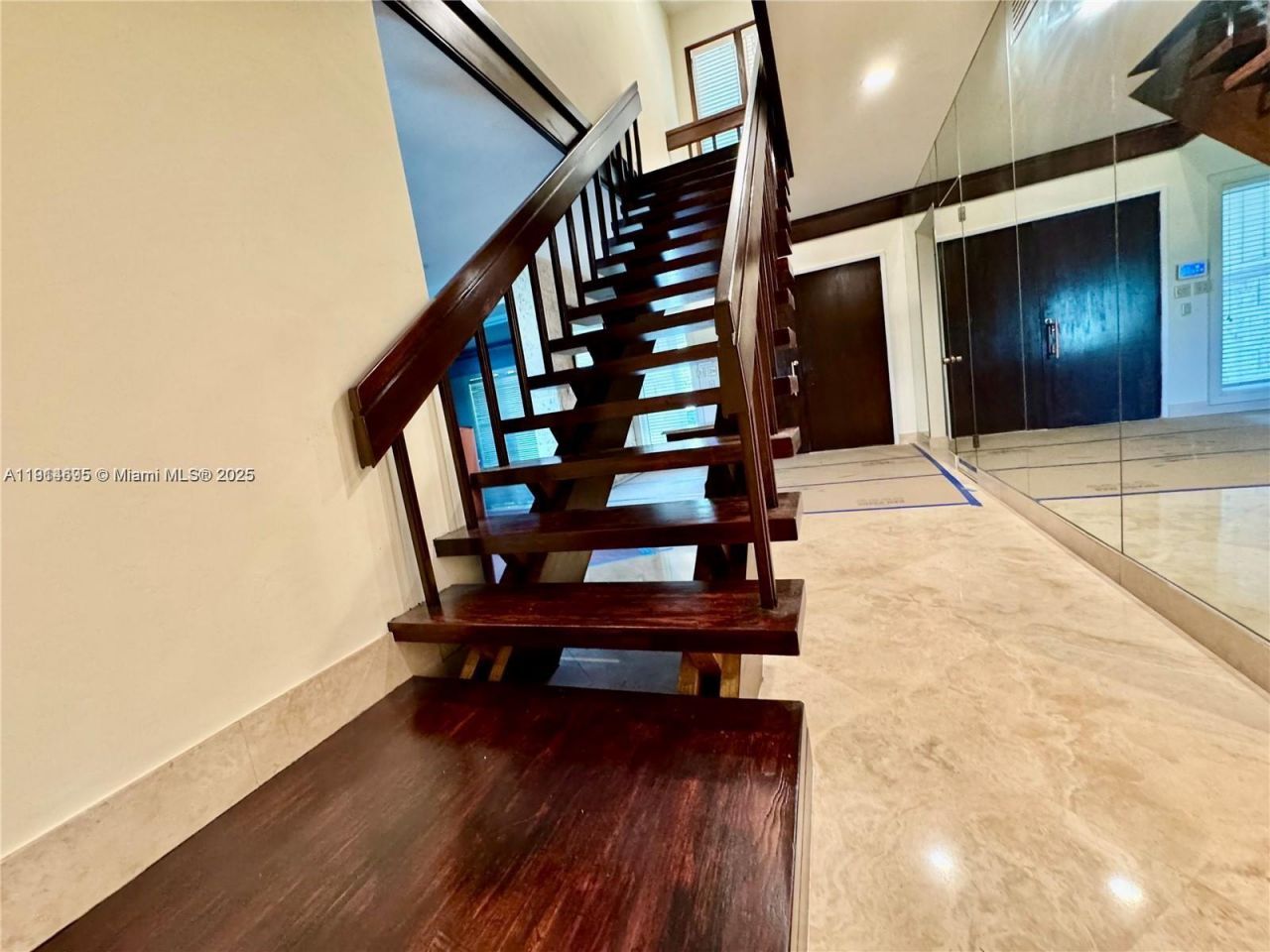 2015 NE 120th Rd, North Miami, FL 33181 Photo