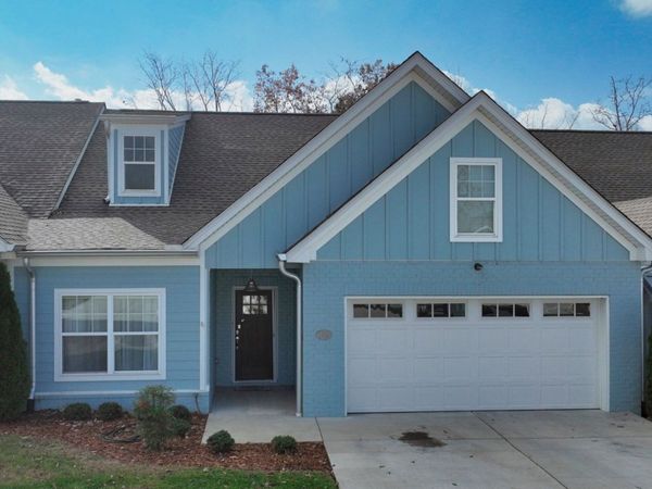 1144 Lock 4 Rd, Unit J2, Gallatin, TN 37066