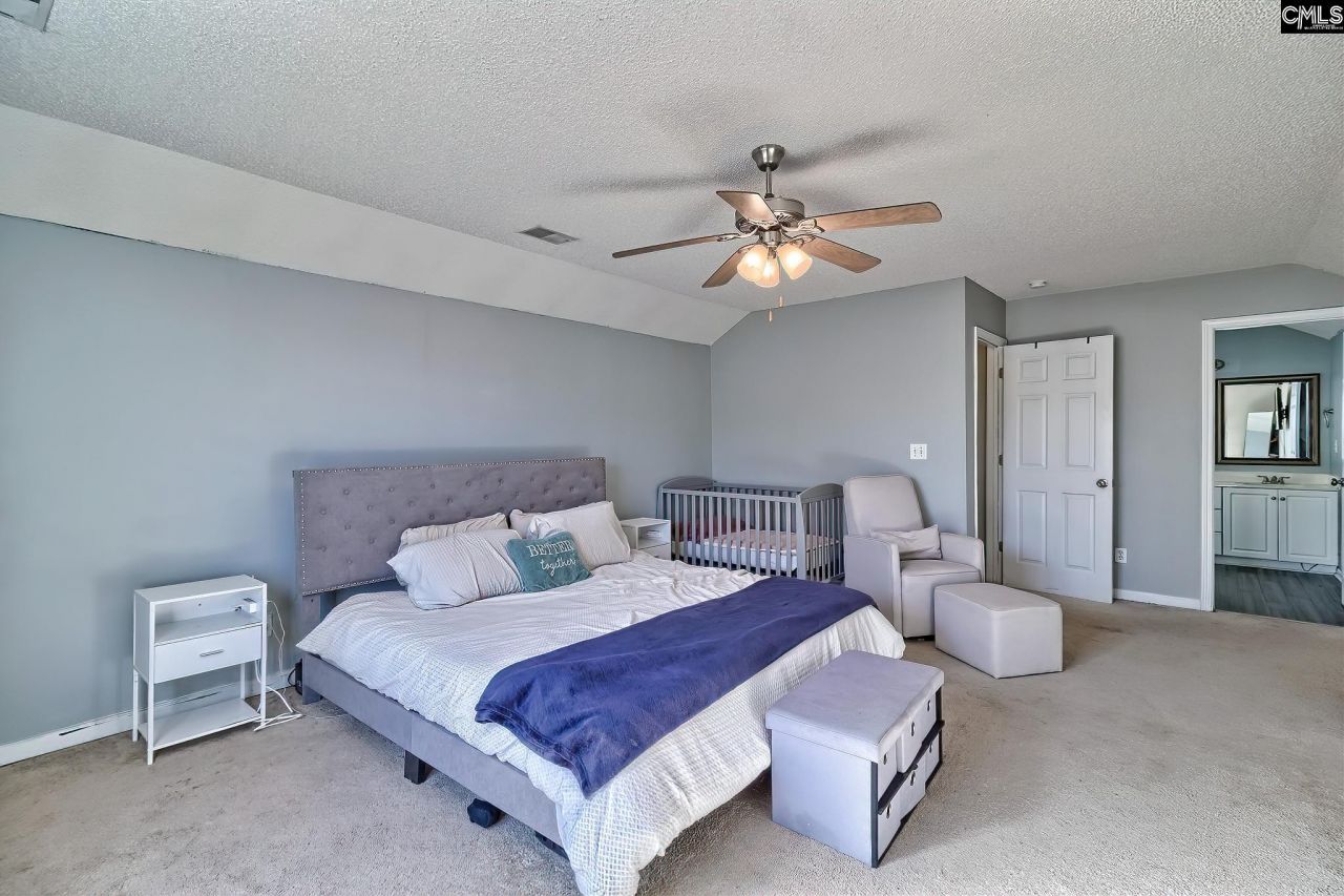 102 Autumn Run Circle Photo 20