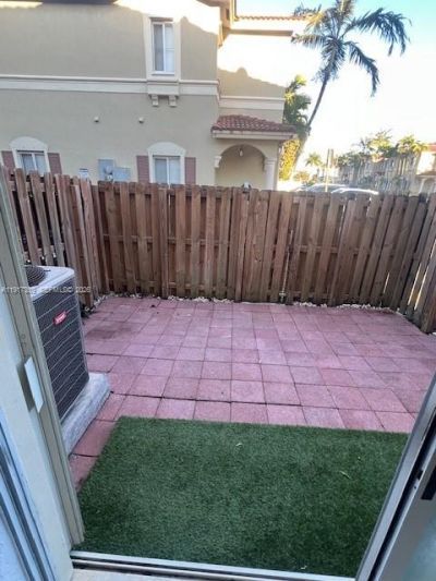 8305 NW 108th Ave, Unit 7-18, Doral, FL 33178 Photo