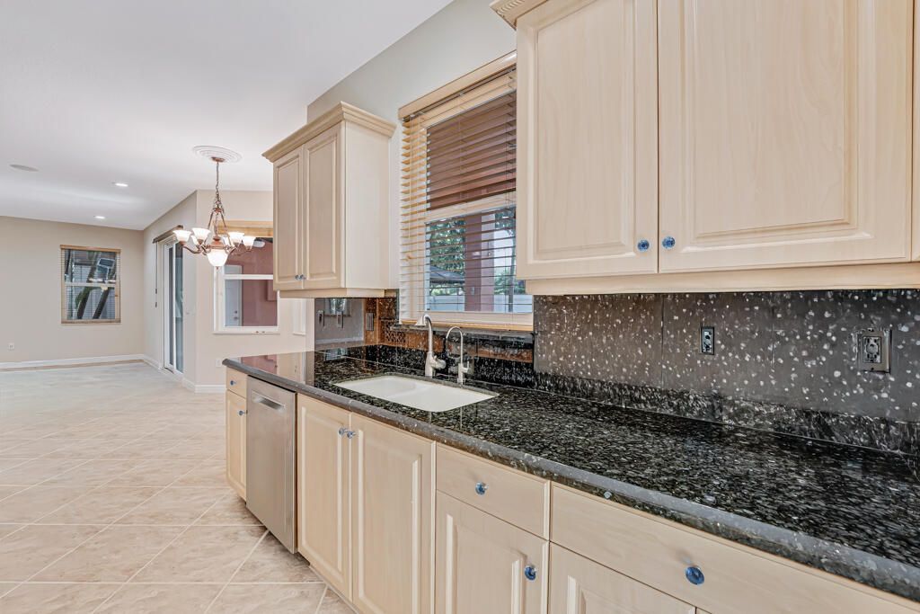 1760 Annandale Circle, Royal Palm Beach, FL 33411 Photo