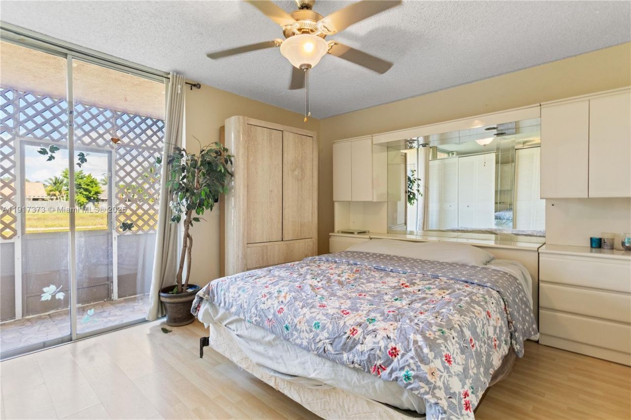 9121 Sunrise Lakes Blvd, Unit 104, Sunrise, FL 33322 Photo