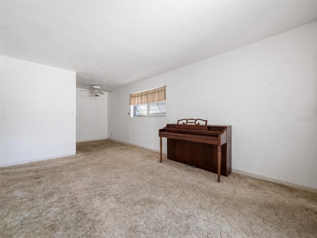 813 E 8th Avenue, New Smyrna Beach, FL 32169 Photo