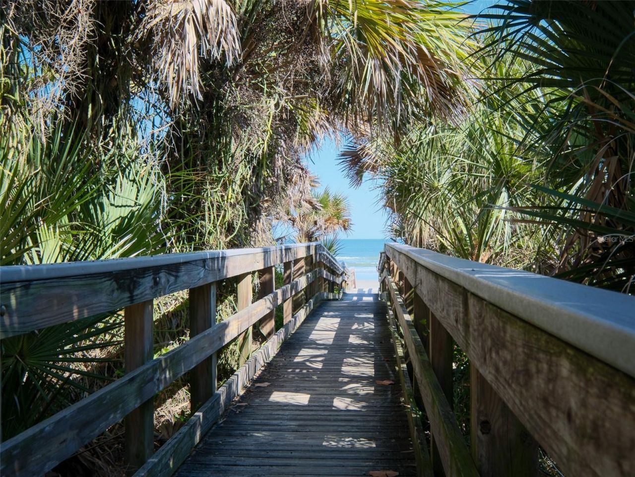 813 E 8th Avenue, New Smyrna Beach, FL 32169 Photo