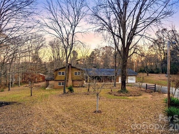 2619 Hopewell Church Road, Sherrills Ford, NC 28673