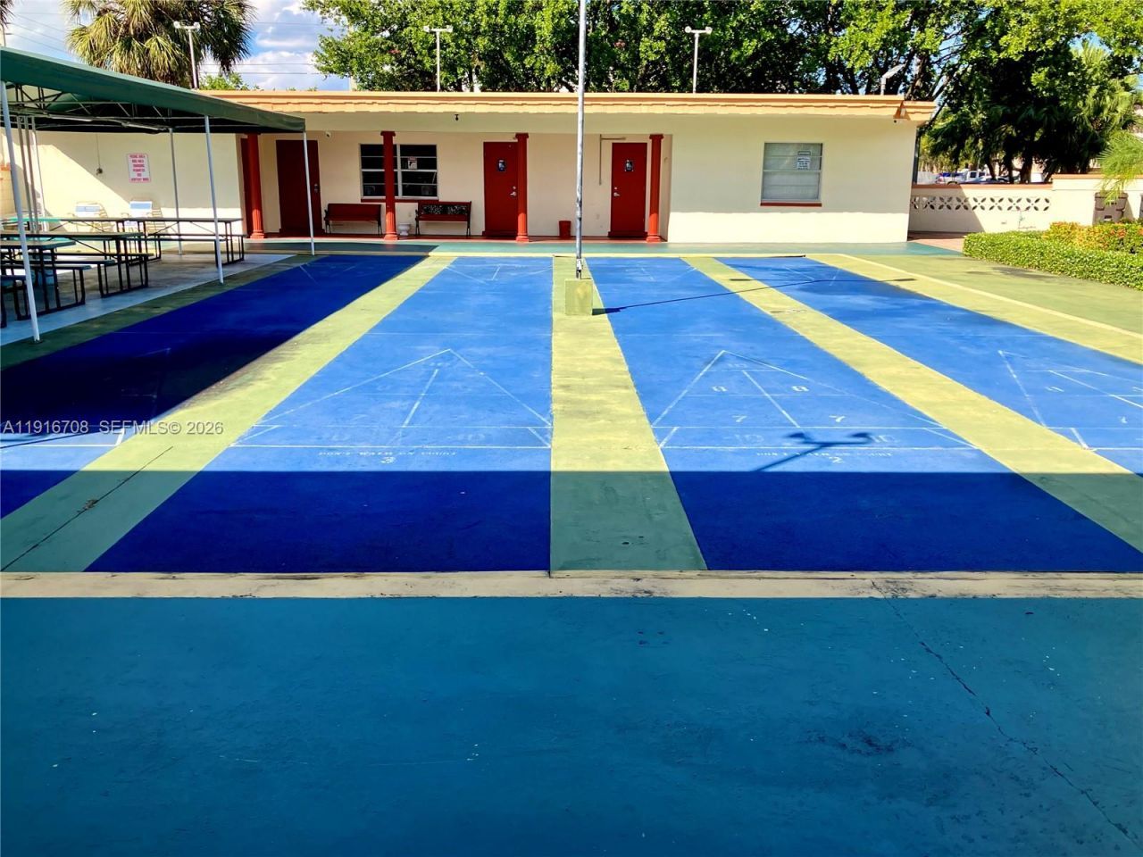 4270 NW 40th St, Unit 103, Lauderdale Lakes, FL 33319 Photo