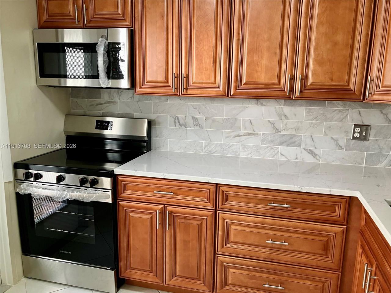 4270 NW 40th St, Unit 103, Lauderdale Lakes, FL 33319 Photo