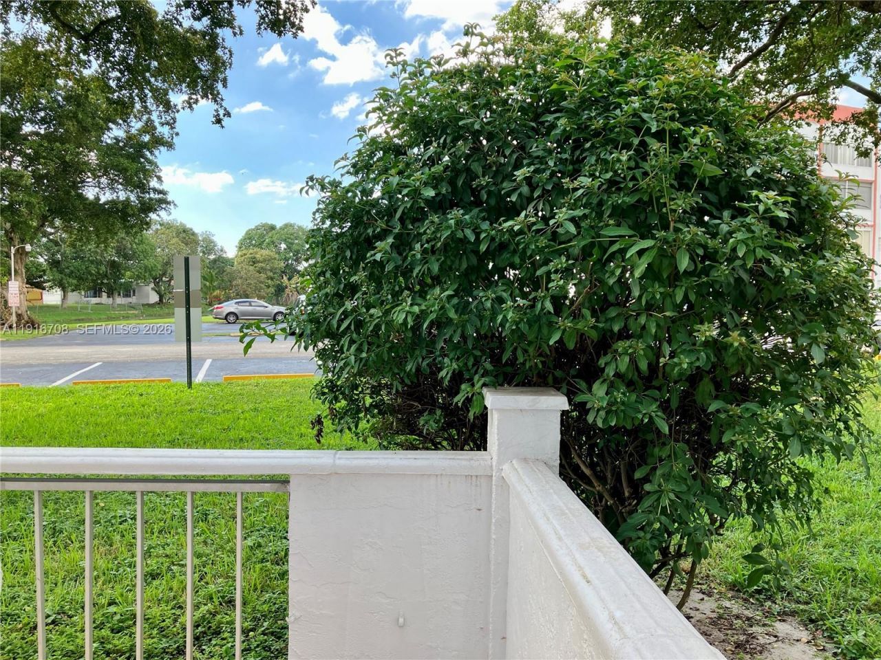 4270 NW 40th St, Unit 103, Lauderdale Lakes, FL 33319 Photo