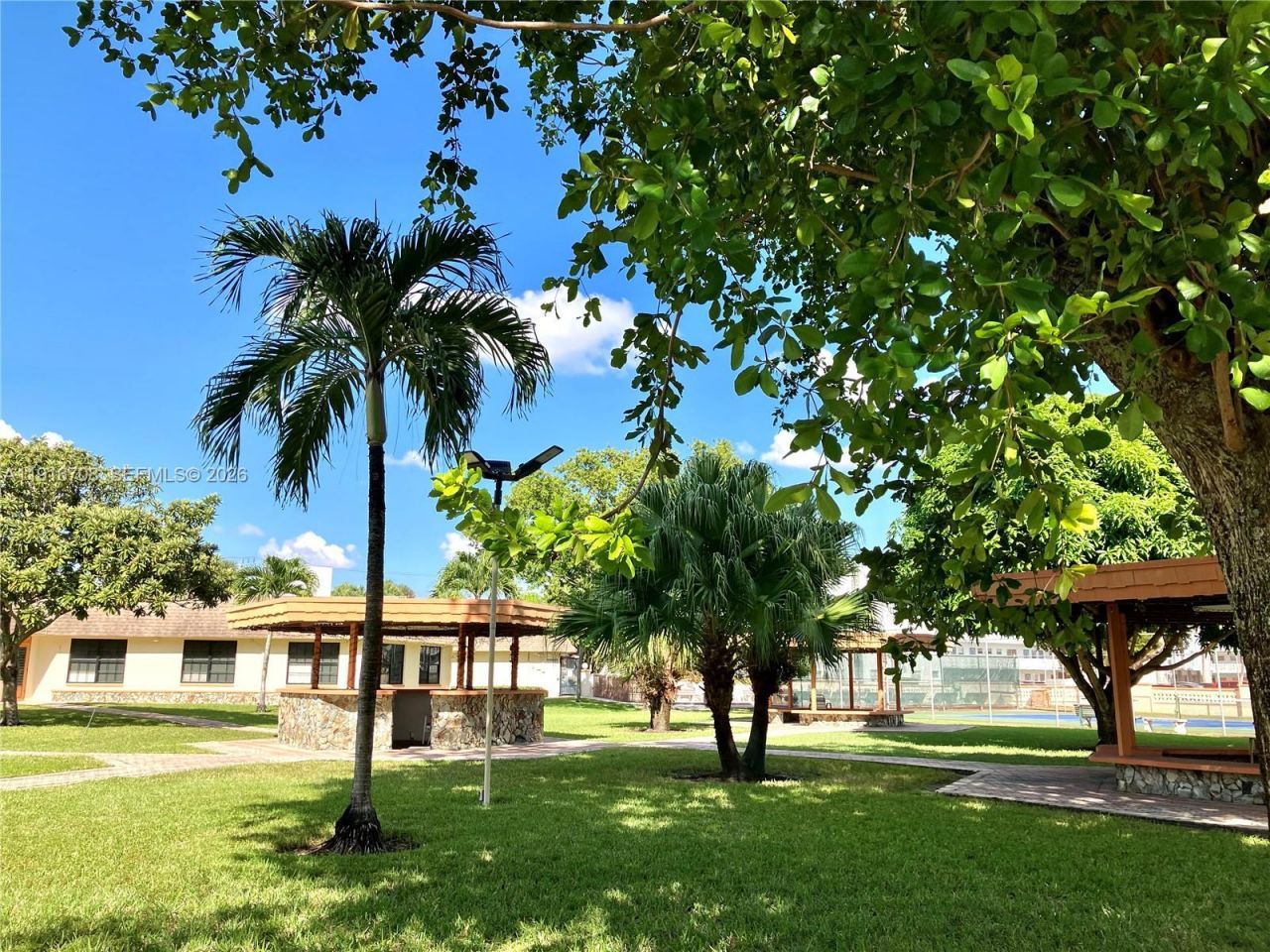 4270 NW 40th St, Unit 103, Lauderdale Lakes, FL 33319 Photo