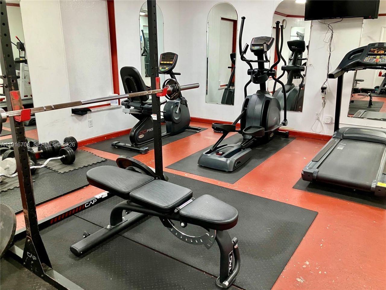 4270 NW 40th St, Unit 103, Lauderdale Lakes, FL 33319 Photo