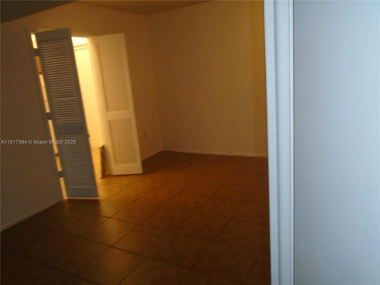 4174 Inverrary Dr, Unit 303, Lauderhill, FL 33319 Photo