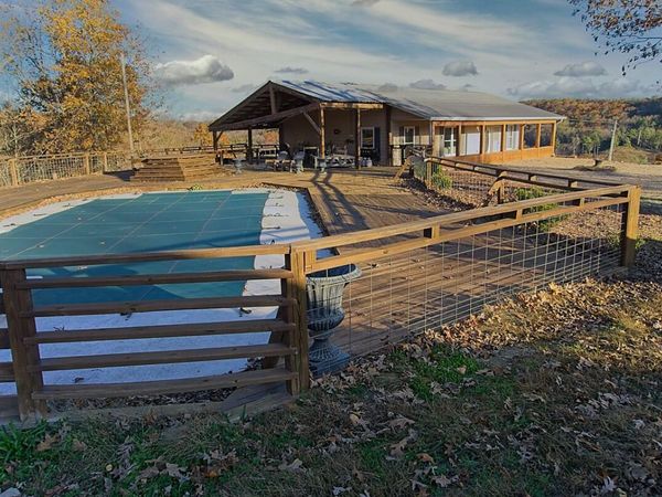 20407 Thunder Ridge Road, Eminence, MO 65466