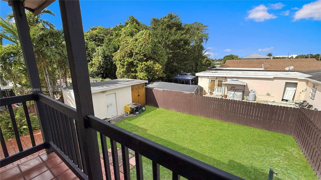 8877 SW 36th St, Miami, FL 33165 Photo