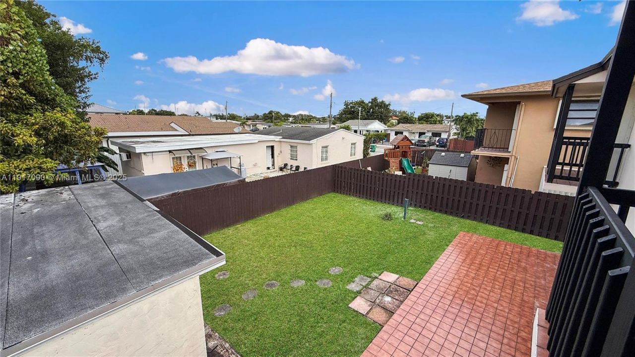 8877 SW 36th St, Miami, FL 33165 Photo