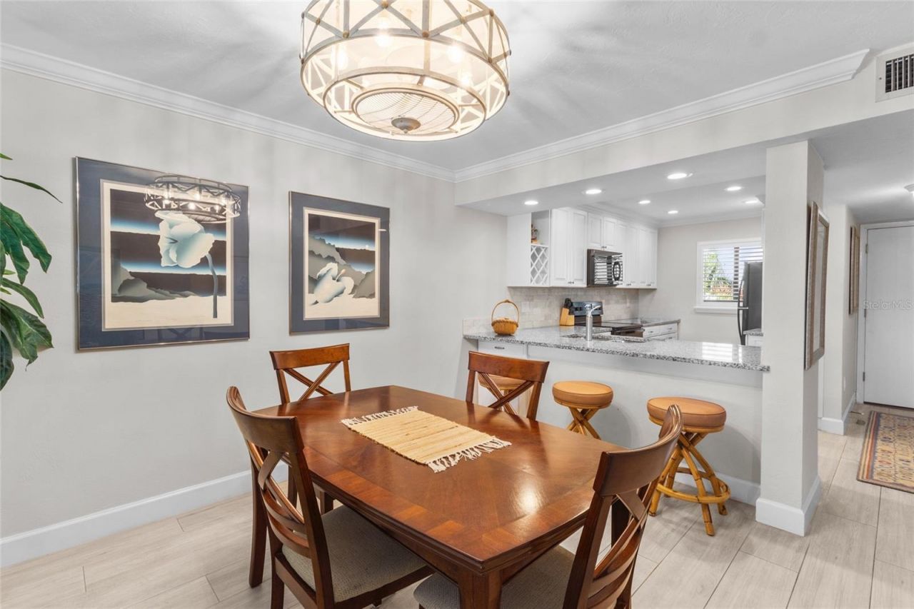 6236 Midnight Pass Road, Unit 305, Sarasota, FL 34242 Photo