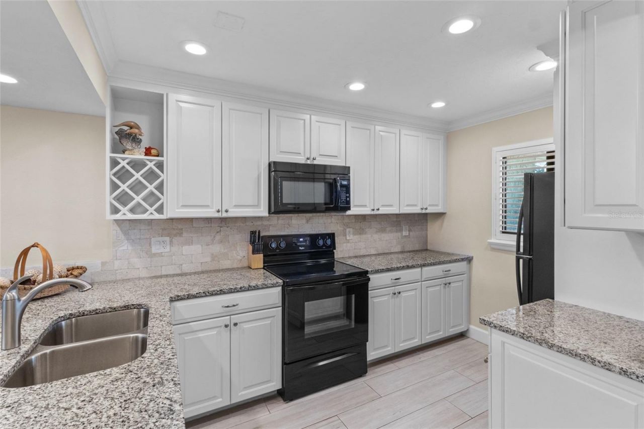 6236 Midnight Pass Road, Unit 305, Sarasota, FL 34242 Photo