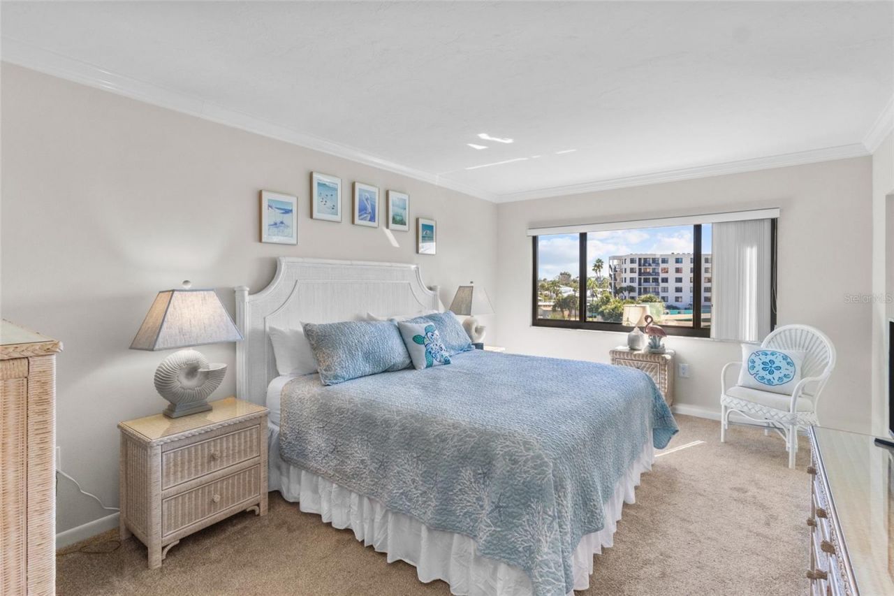 6236 Midnight Pass Road, Unit 305, Sarasota, FL 34242 Photo