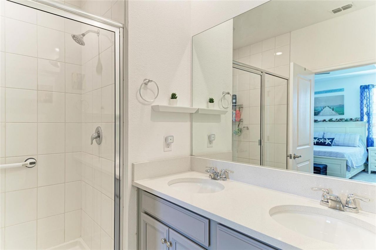 11637 Woodleaf Drive, Lakewood Ranch, FL 34211 Photo