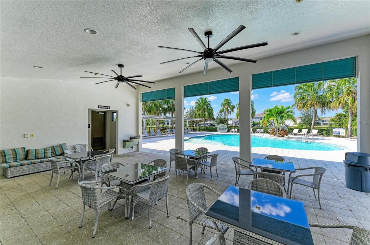 11637 Woodleaf Drive, Lakewood Ranch, FL 34211 Photo