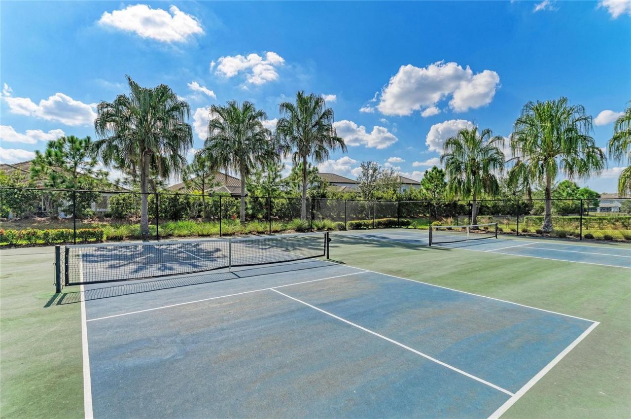 11637 Woodleaf Drive, Lakewood Ranch, FL 34211 Photo