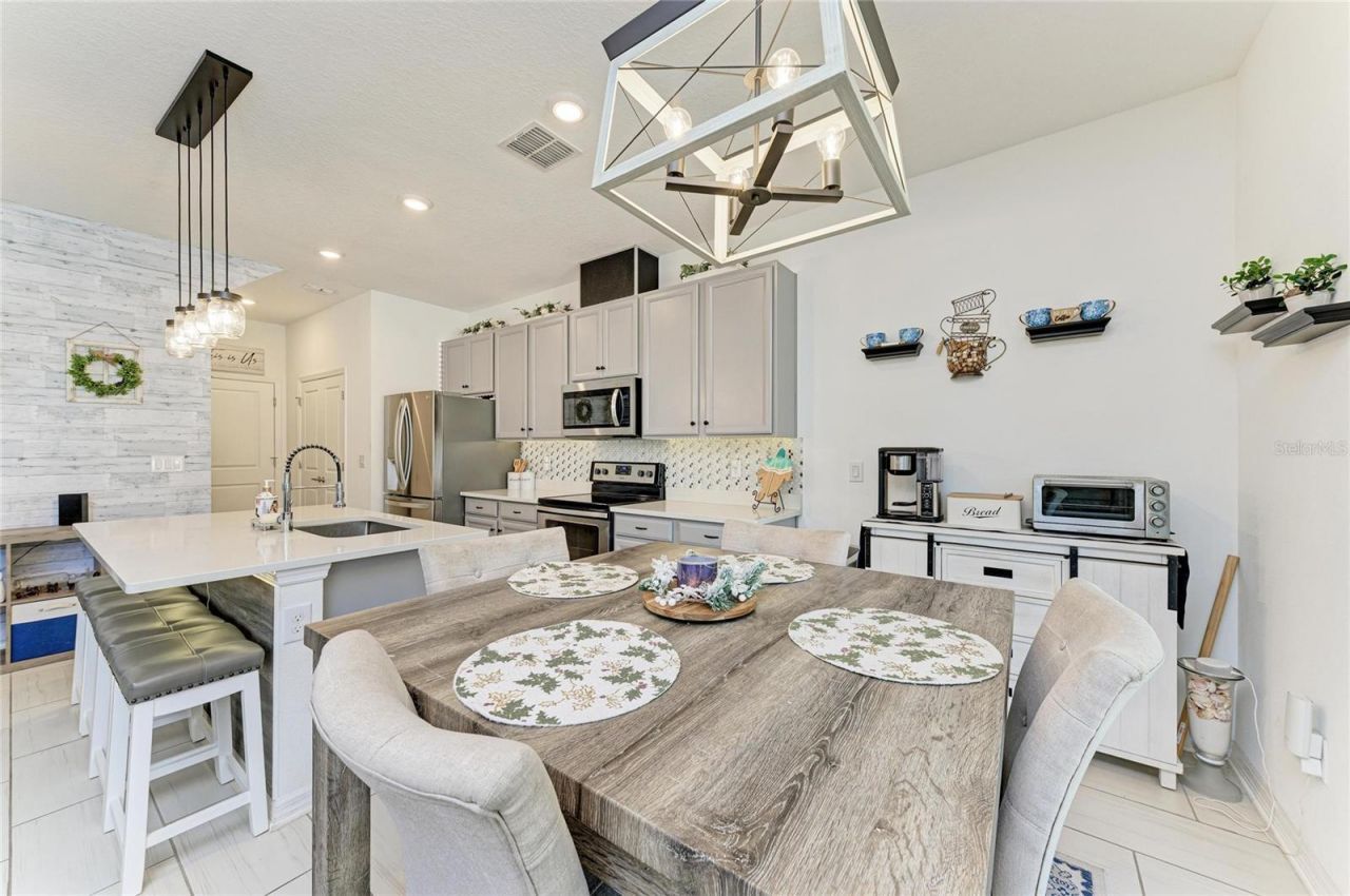 11637 Woodleaf Drive, Lakewood Ranch, FL 34211 Photo